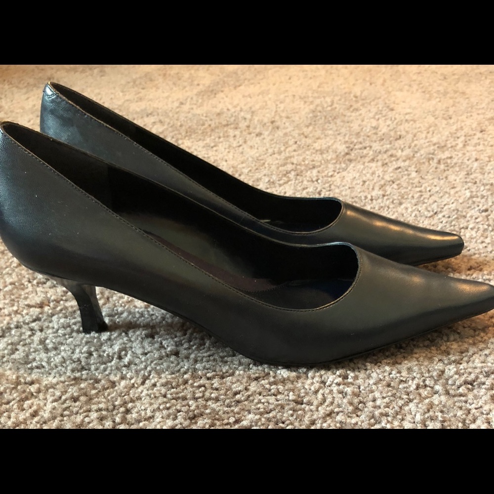 Navy Bandolino Pumps